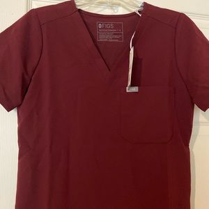 Brand new FIGS burgundy catarina top size S